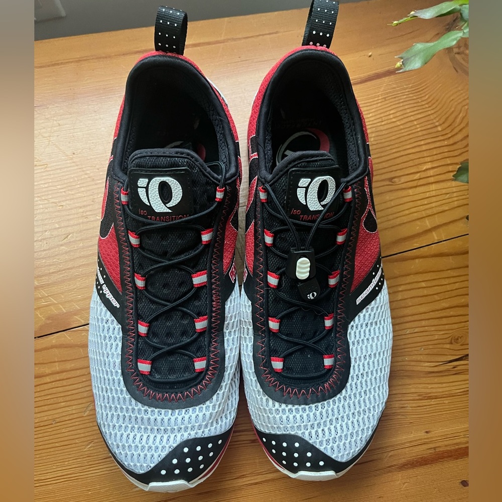 Pearl Izumi ISO Transition Race Sneaker